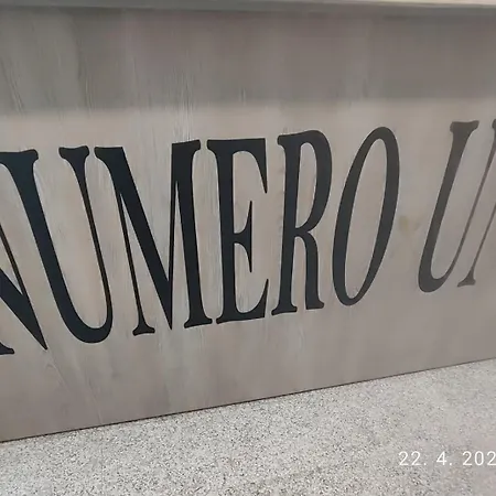 Apartman Numero Uno *